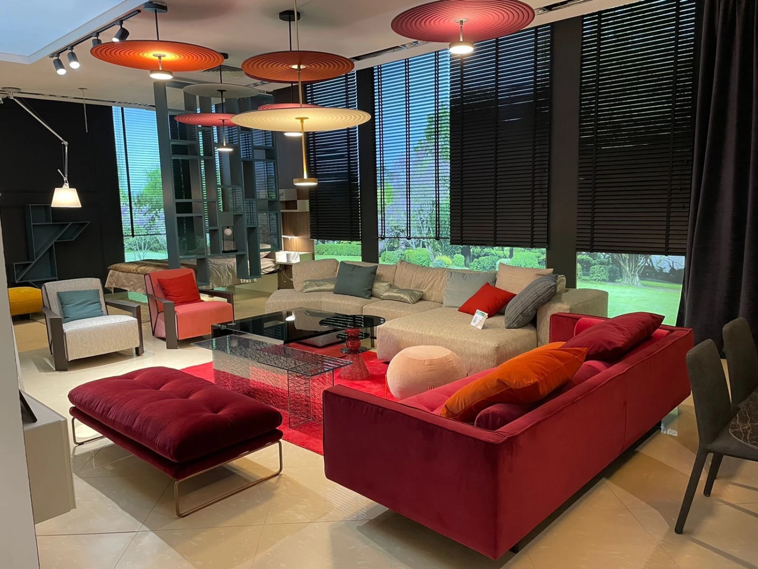 РАСПРОДАЖА! СКИДКИ ДО 80%