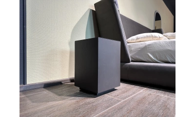 Приставной столик Saloni Vega