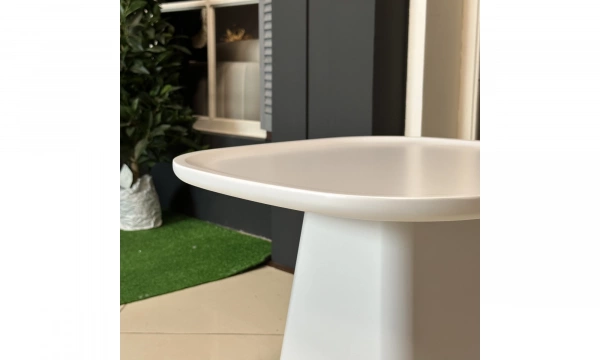 Приставной столик Saloni Chelsea