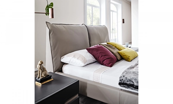 Кровать Lukas Cattelan Italia