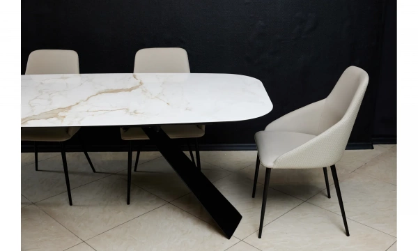 Обеденный стол La Seggiola Ragnar