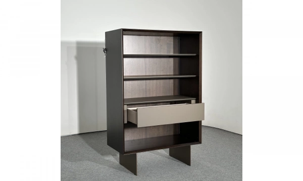 Витрина Saloni Riva