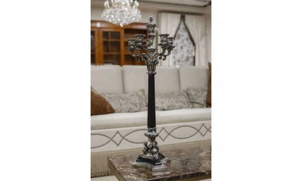 Подсвечник Eichholtz 2