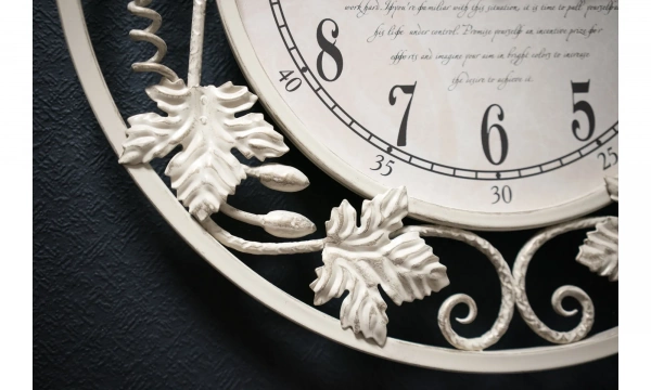 Часы Империя Богачо Первое свидание