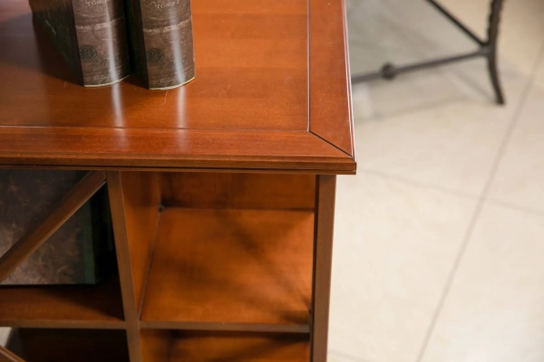 Vaccari Giovanniподставка