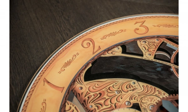 Часы Tonin Casa Serigrafia