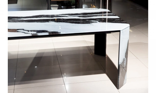 Стол обеденный Tonin Casa Panta Rei