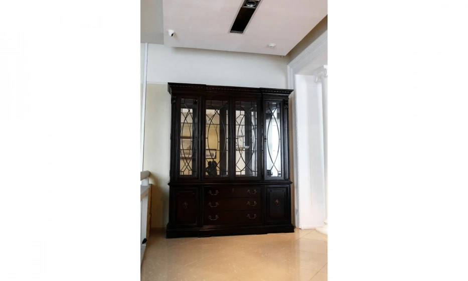 Thomasville Brompton Hall Витрина 4Дв - фото 1