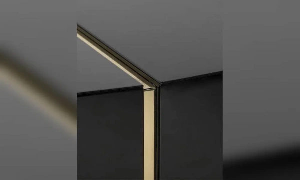 Сервант Darian