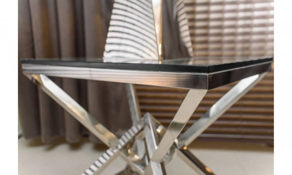 Стол Eichholtz Connor