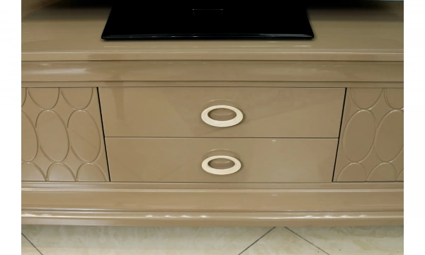 EMOCION база под ТВ