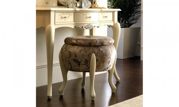 Спальня Giorgio Casa Memorie Veneziane K24 (кровать, тумба прикроватная 2 шт, туалетный столик, пуф)