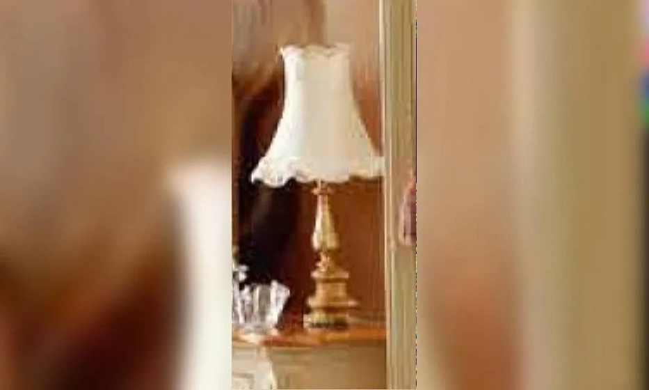 Vip Art Настольная Лампа С Абажуром - фото 1