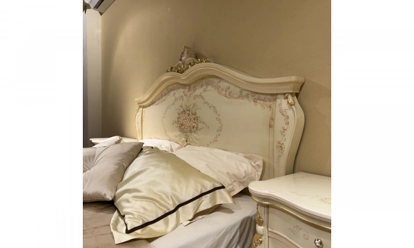 Кровать AGM Regency