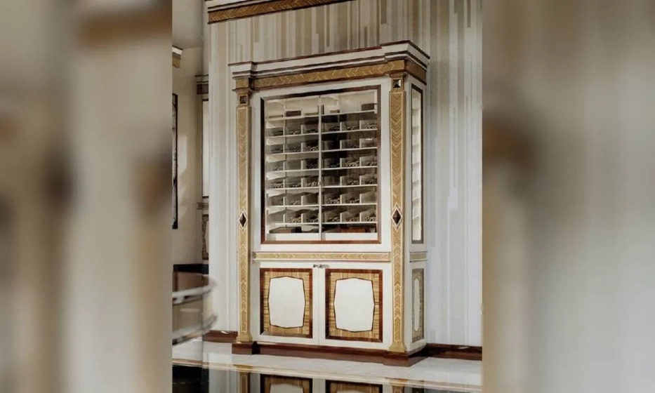 Витрина Minotti Luiggi Reevolution 4 - фото 1