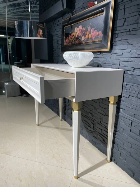 Консоль Lorenta Turkey